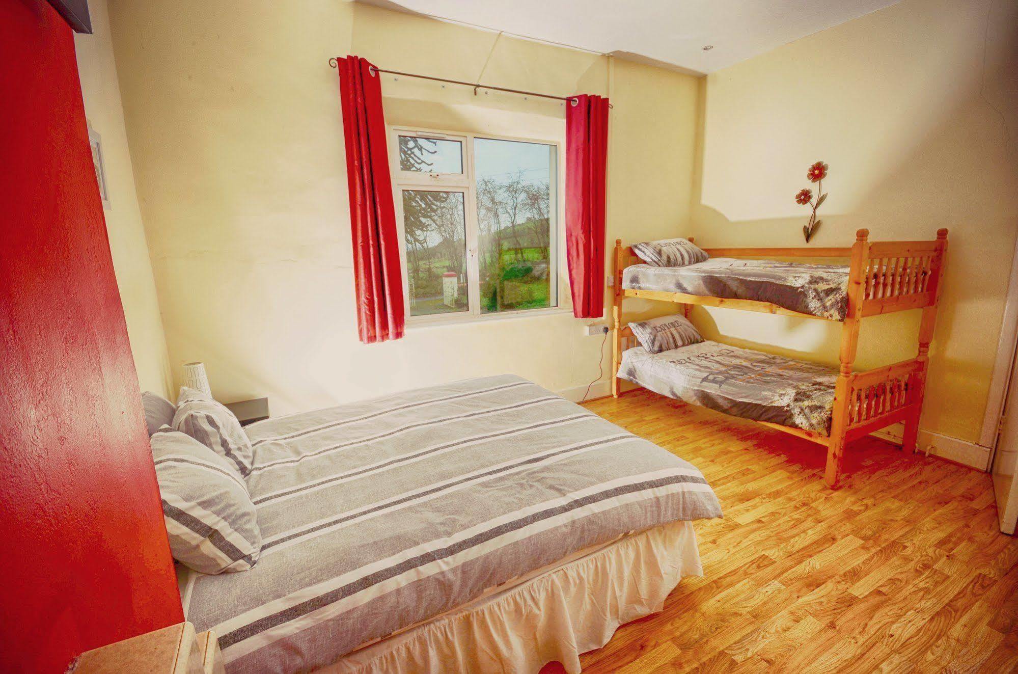 Loughcrew Megalithic Hostel Millbrook Екстериор снимка